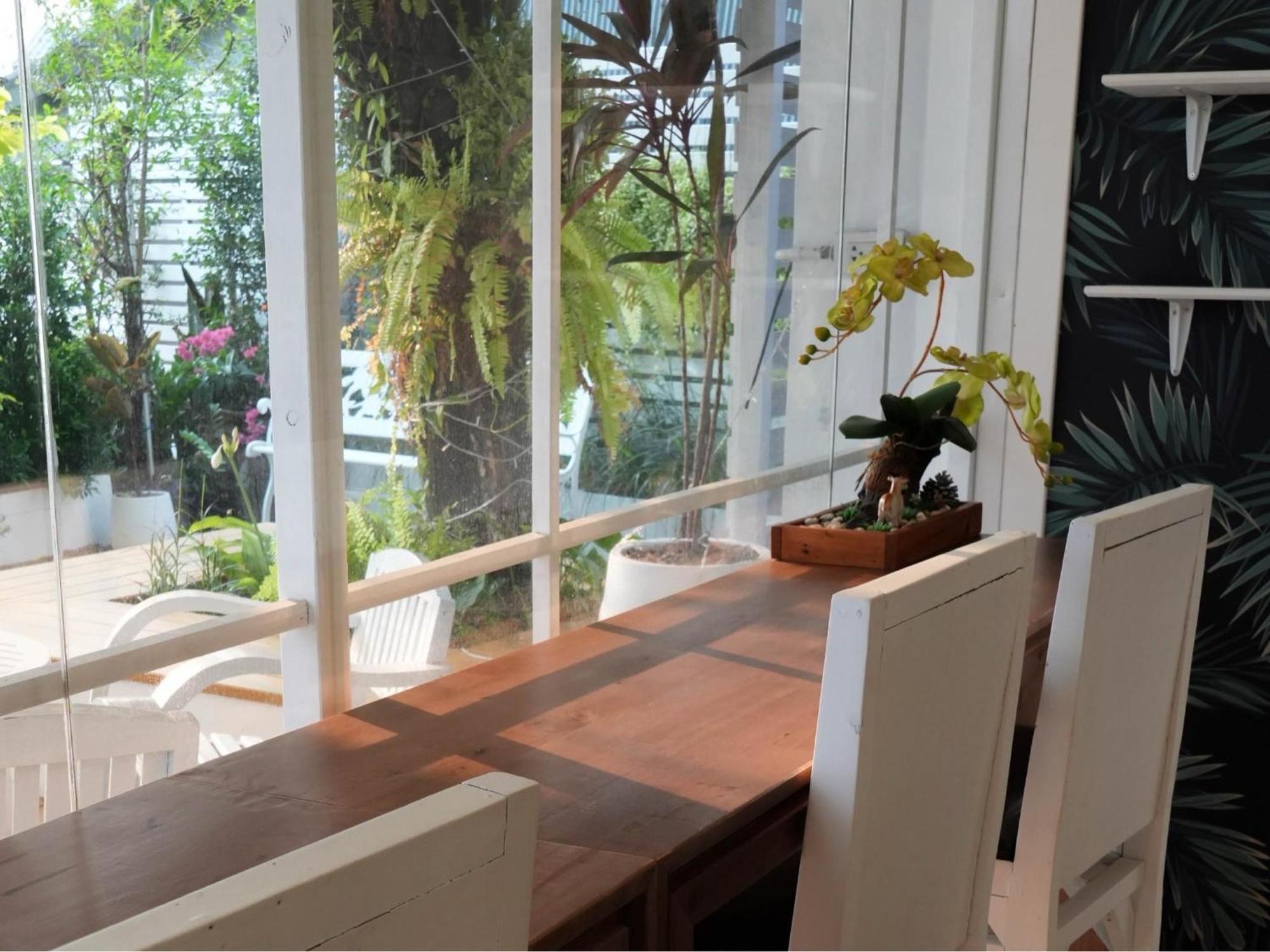 Inspire House Hotel Chiang Mai Exteriör bild