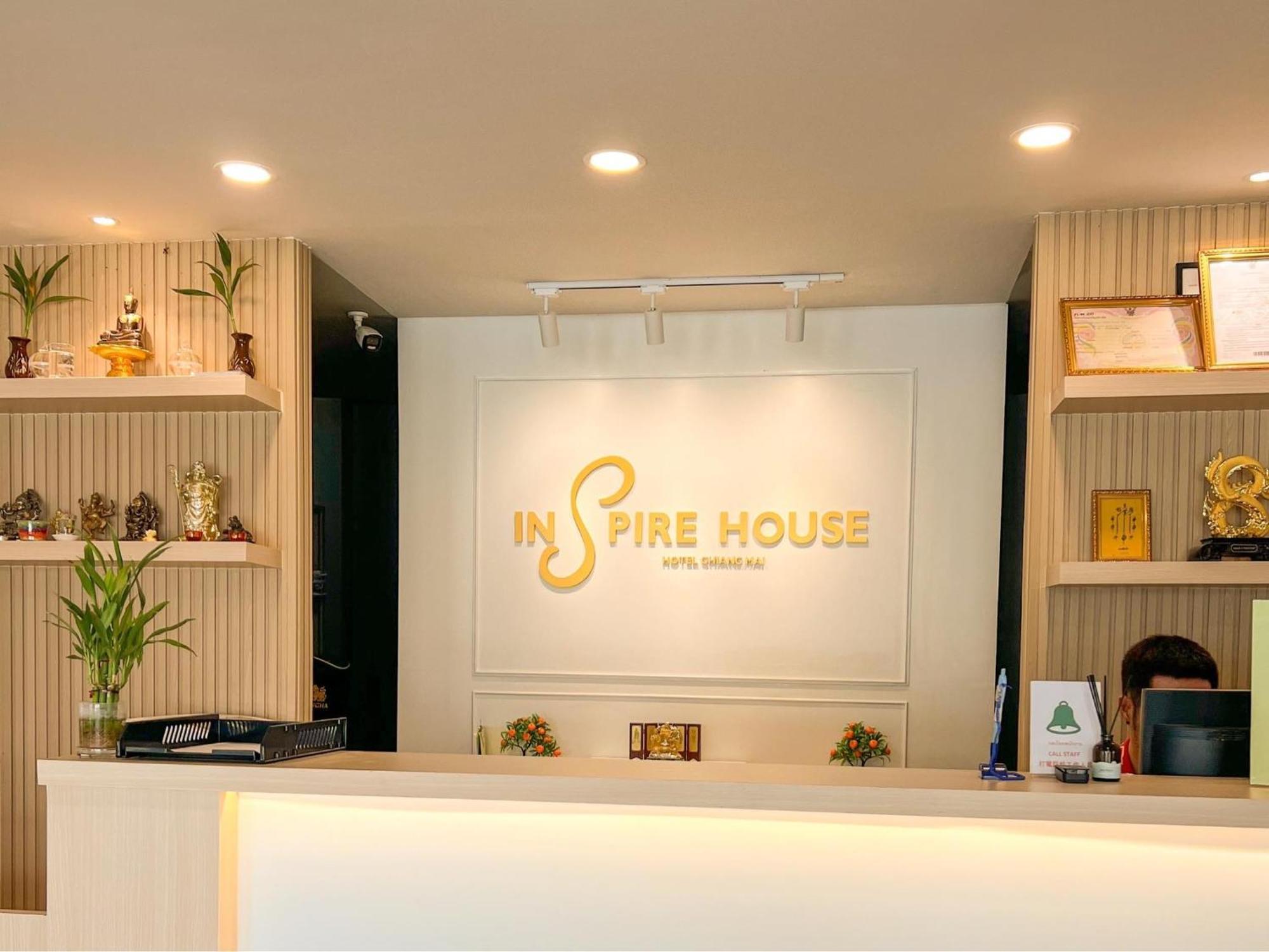 Inspire House Hotel Chiang Mai Exteriör bild