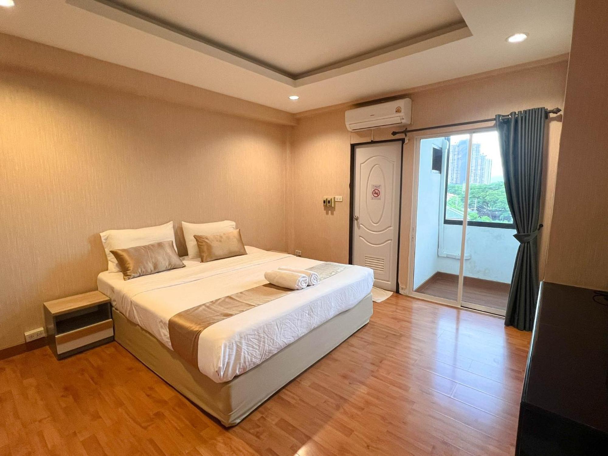 Inspire House Hotel Chiang Mai Exteriör bild