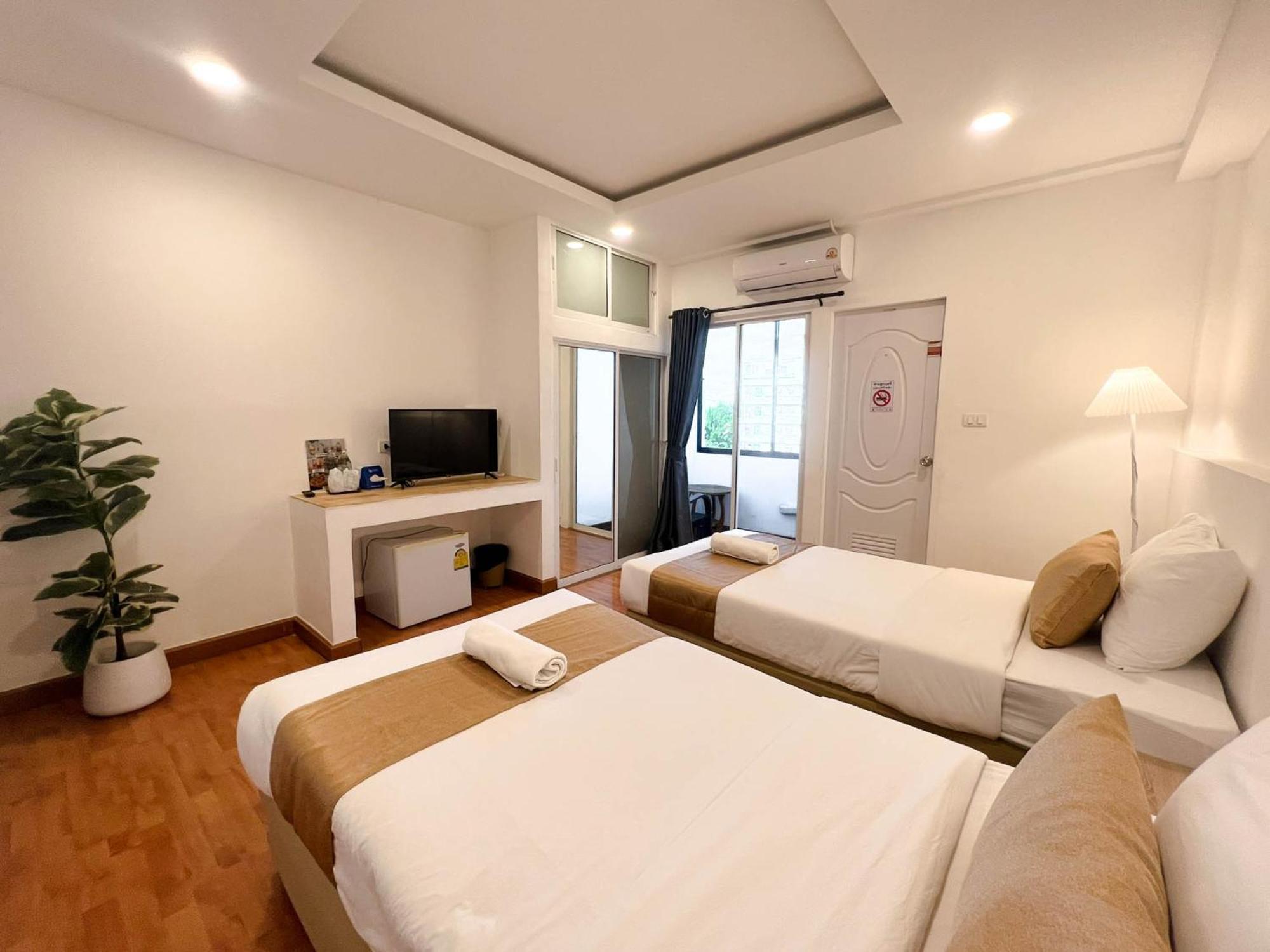 Inspire House Hotel Chiang Mai Exteriör bild