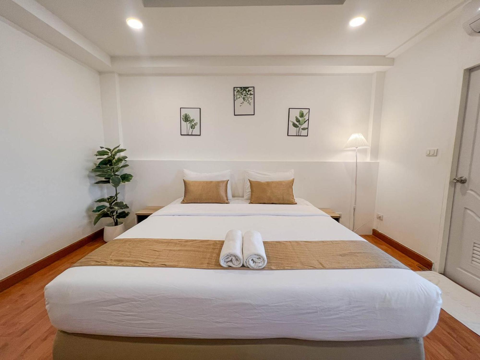 Inspire House Hotel Chiang Mai Exteriör bild