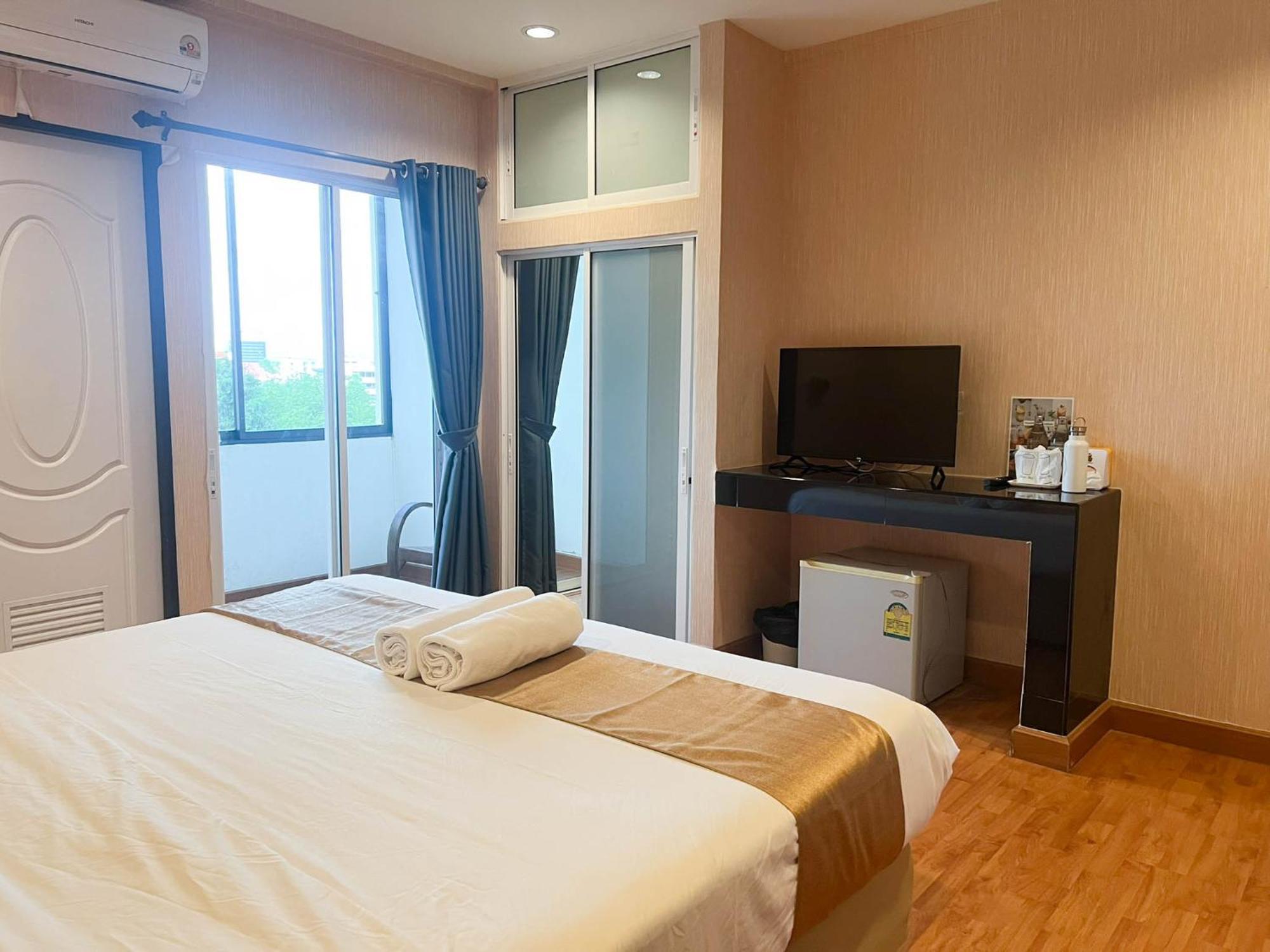 Inspire House Hotel Chiang Mai Exteriör bild